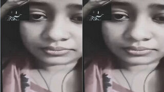 Desi Girl Shows Her Boobs On VC | Viral MMS Desi