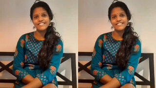 Desi Mallu Girl Shows Boobs | Viral MMS Desi