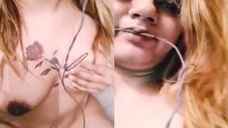 Horny Desi Girl Shows Her Boobs | Viral MMS Desi
