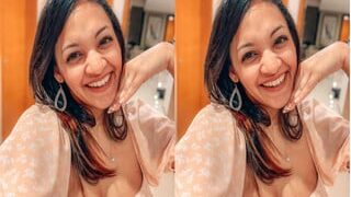 Horny Desi Wife Play With Milky Boobs | Viral MMS Desi