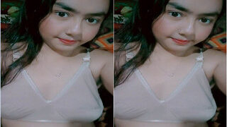 Sexy Desi Girl Shows Her Boobs And Pussy Part 1 | Viral MMS Desi