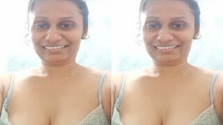 Sexy Lankan Wife Shows Boobs Part 2 | Viral MMS Desi