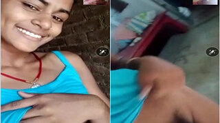 Desi Village Girl Shows Her Boobs And Pussy | Viral MMS Desi