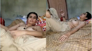 Paki Wife Shows Boobs | Viral MMS Desi
