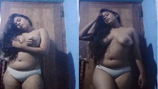 Hot Desi Girl Shows Her Big Boobs | Viral MMS Desi
