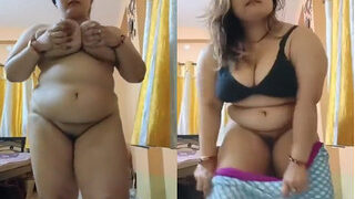 Hot Desi Wife Striping Clotsh And Shows Nude Body | Viral MMS Desi