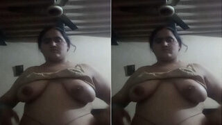 Desi Village Bhabhi Shows Her Boobs | Viral MMS Desi