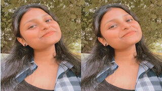 Desi Girl Shows Her Boobs | Viral MMS Desi