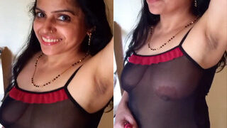Desi Bhabhi Boobs Visible | Viral MMS Desi