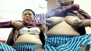 Desi Bhabhi Shows Boobs And Pussy On VC Part 1 | Viral MMS Desi