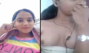 Indian Sexy Figure Karishma Boob Show Viral Live | Viral MMS Desi