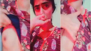Desi Girl Shows Her Boobs | Viral MMS Desi