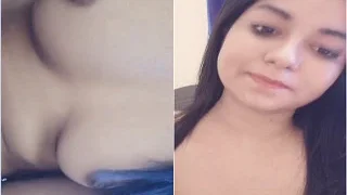 Horny Village Girl Shows Her Boobs And Pussy | Viral MMS Desi