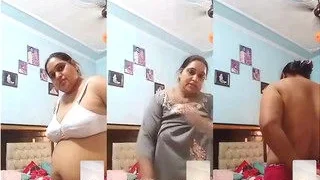 Desi Bhabhi Changing Cloths | Viral MMS Desi