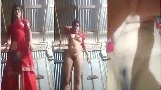 Sexy Desi Girl Shows Nude Body | Viral MMS Desi