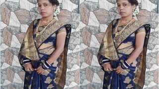 Desi Bhabhi Striping And Shows Nude Body | Viral MMS Desi