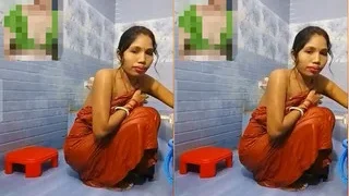 Desi Bhabhi Shows Bathing On VC | Viral MMS Desi