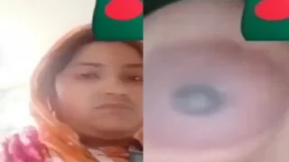 Bangladeshi Boudi Video Call Sex Showing Nude Body | Viral MMS Desi