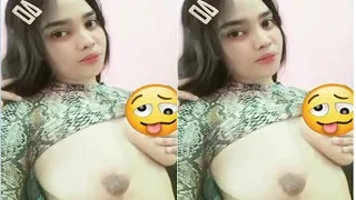 Nepali Girl Shows Boobs | Viral MMS Desi