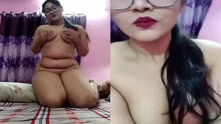 Horny Desi Girl Shows Nude Body | Viral MMS Desi