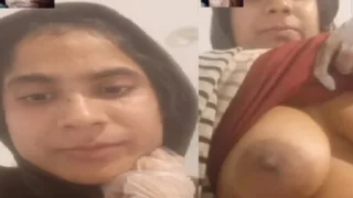 Naughty Girlfriend Cute Boob Show On Video Call | Viral MMS Desi