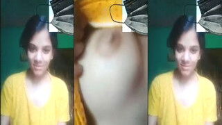 Cute Desi Girl Shows Boobs | Viral MMS Desi