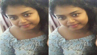 Sexy Desi Girl Play With Dildo | Viral MMS Desi