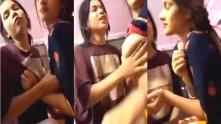 Desi Lesbo Girl Shows Boobs | Viral MMS Desi