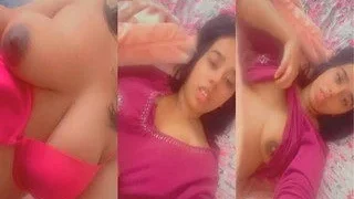 Desi Girl Shows Boob | Viral MMS Desi