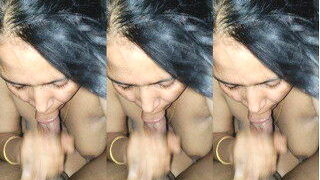 Sexy Desi Bhabhi Blowjob | Viral MMS Desi