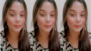 Cute Paki Girl Shows Boobs | Viral MMS Desi