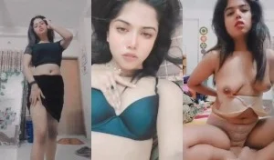 Horny Desi Girl Shows Her Nude Body And Fingering Part 1 | Viral MMS Desi