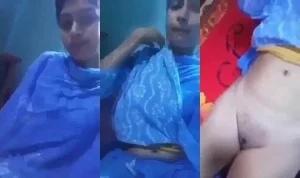Sexy Desi Girl Shows Her Pussy | Viral MMS Desi